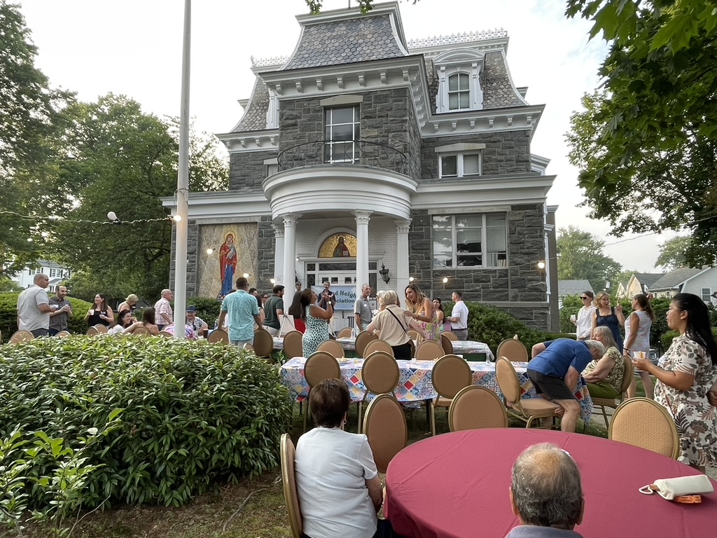 A party at the Hubbard mansion